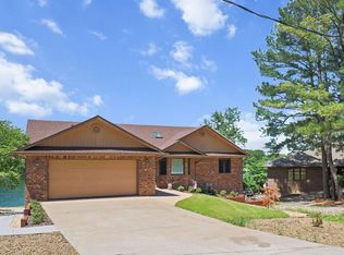 6 Portsmouth Ln, Bella Vista, AR 72715