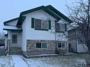 10413 73rd Ave #1A, Grande Prairie, AB T8W2M7