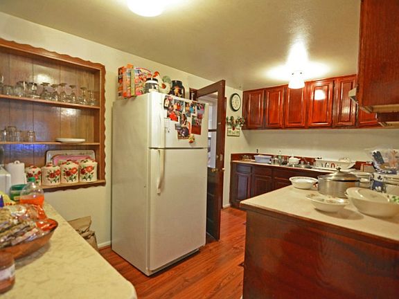 5th image of 21900 53rd Ave W