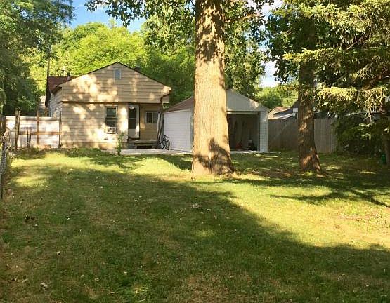 3rd image of 6059 Gibson Ave
