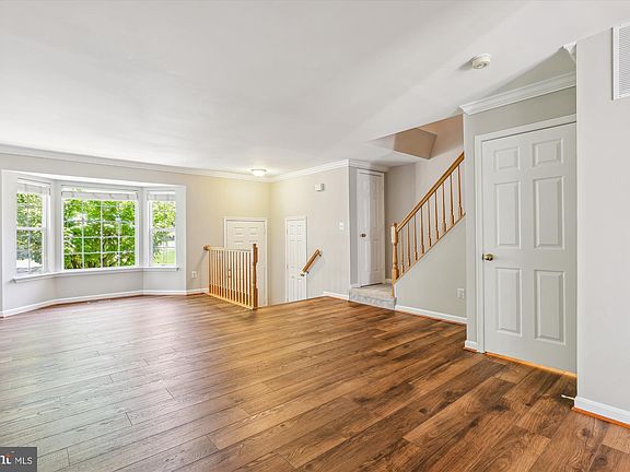3rd image of 5604 Oakham Pl