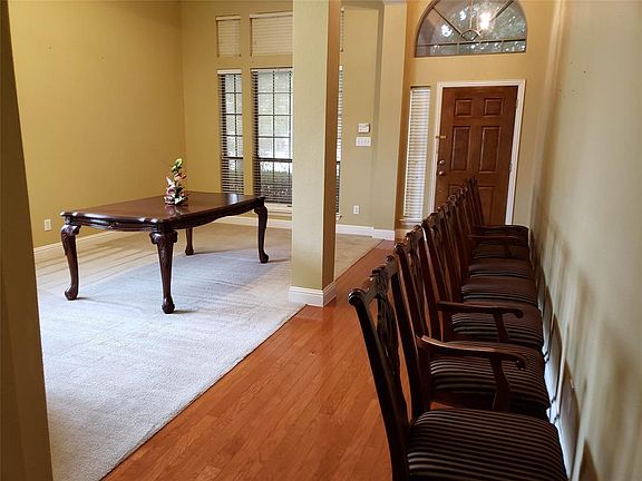 4th image of 2616 Coral Cove Dr