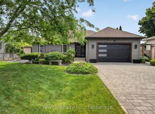 16 Confederation Dr N, Niagara On The Lake, ON L0S 1J0
