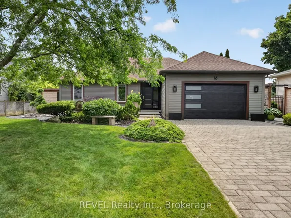 16 Confederation Dr N, Niagara On The Lake, ON L0S 1J0