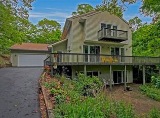 805 E Millicent Ave, Beverly Shores, IN 46301