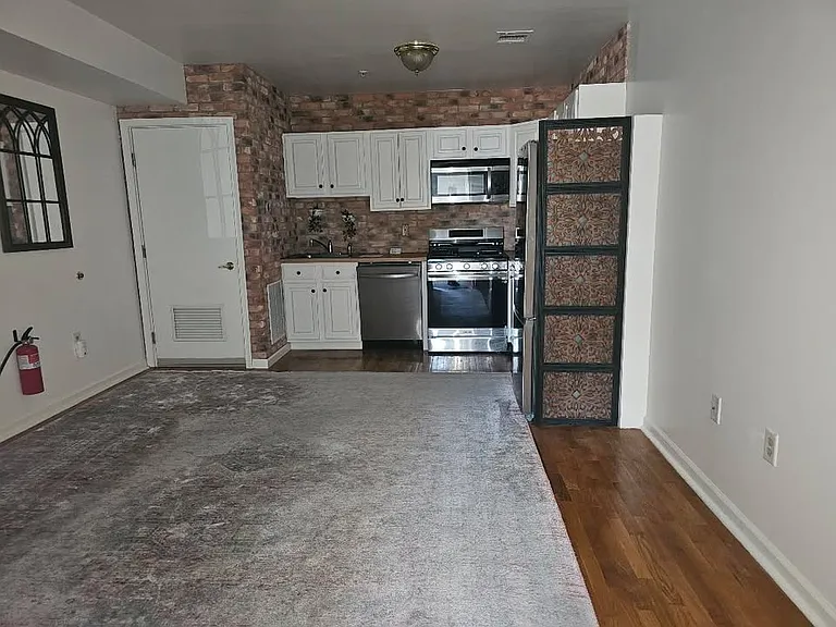 6107 Park Ave #4 — Photo 8