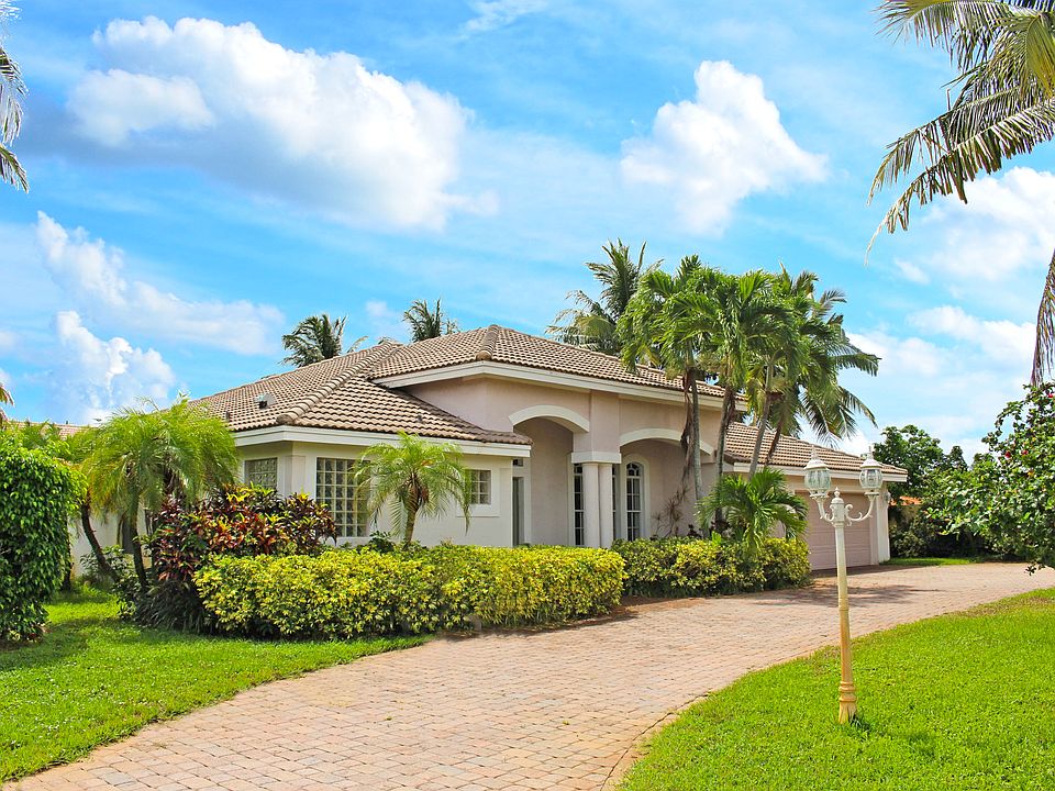 1st image of 9716 Plumeria Way