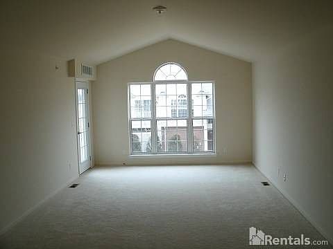 3rd image of 52108 Naugatuck Dr
