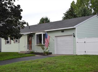 28 Ballina St, Troy, NY 12180