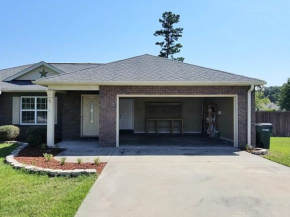 3rd image of 75 Thornbush Ct NE