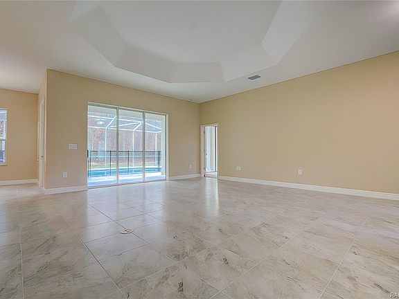 4th image of 9 Glenridge Blvd