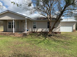 1975 Kendallwood Church Rd, Moultrie, GA 31768