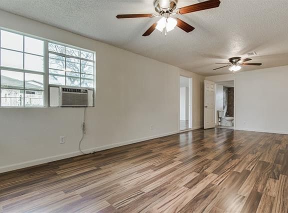 5th image of 520 Cedar Dr