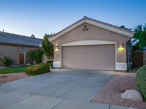 3rd image of 8064 E Maria Dr