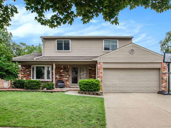 20453 Maplewood St, Riverview, MI 48193