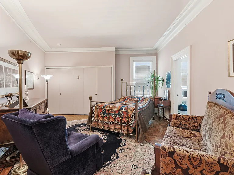 16-web-or-mls-2126 Connecticut Ave NW 77_38_07132026