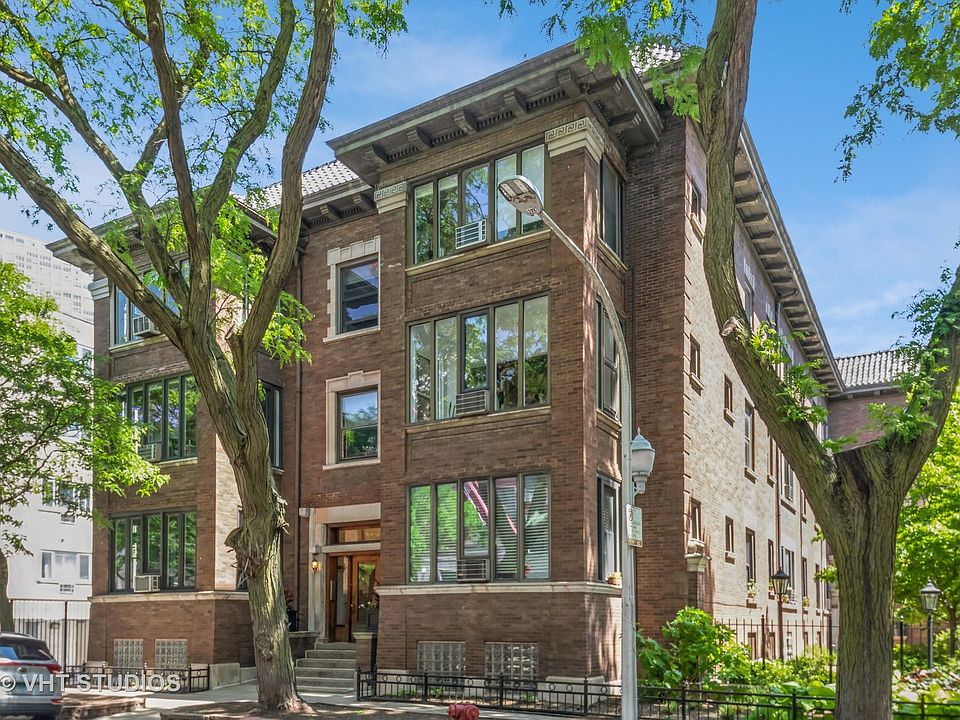 1st image of 3755 N Pine Grove Ave #1