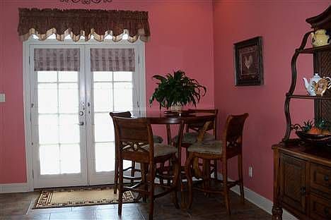 5th image of 1615 Hollow Cove Ln