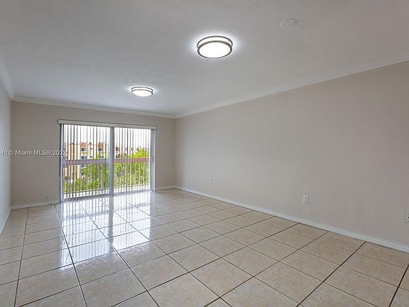5th image of 8101 Camino Real #C-401