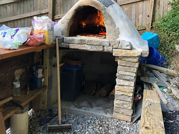Pizza oven