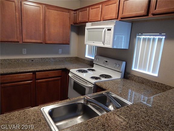 5th image of 2121 Blue Breeze Dr Unit 104