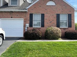 10 Spring Hill Ln, Mountville, PA 17554