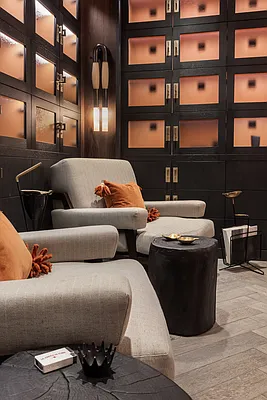 Sold by Extell Marketing Group | media 47