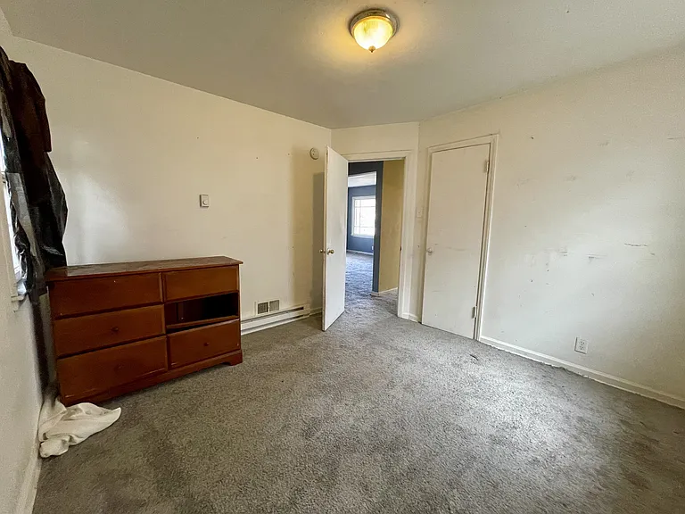 917 Huey St — Photo 6