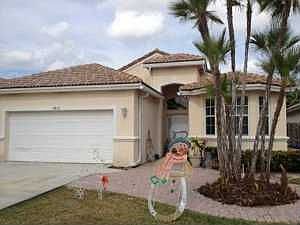 2nd image of 9417 Lago Dr