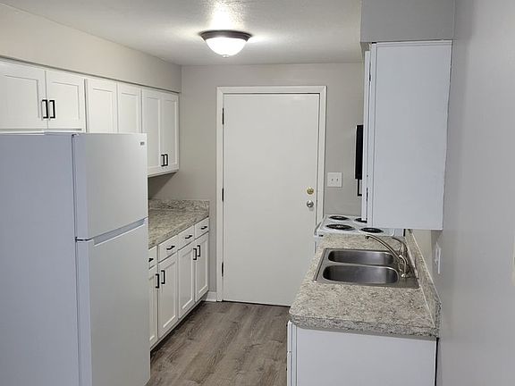 3rd image of 148 Orchard Ct APT 7
