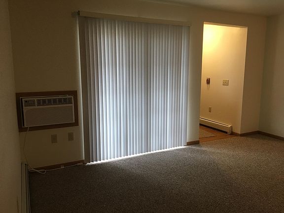 5th image of 15 Murdock St #15