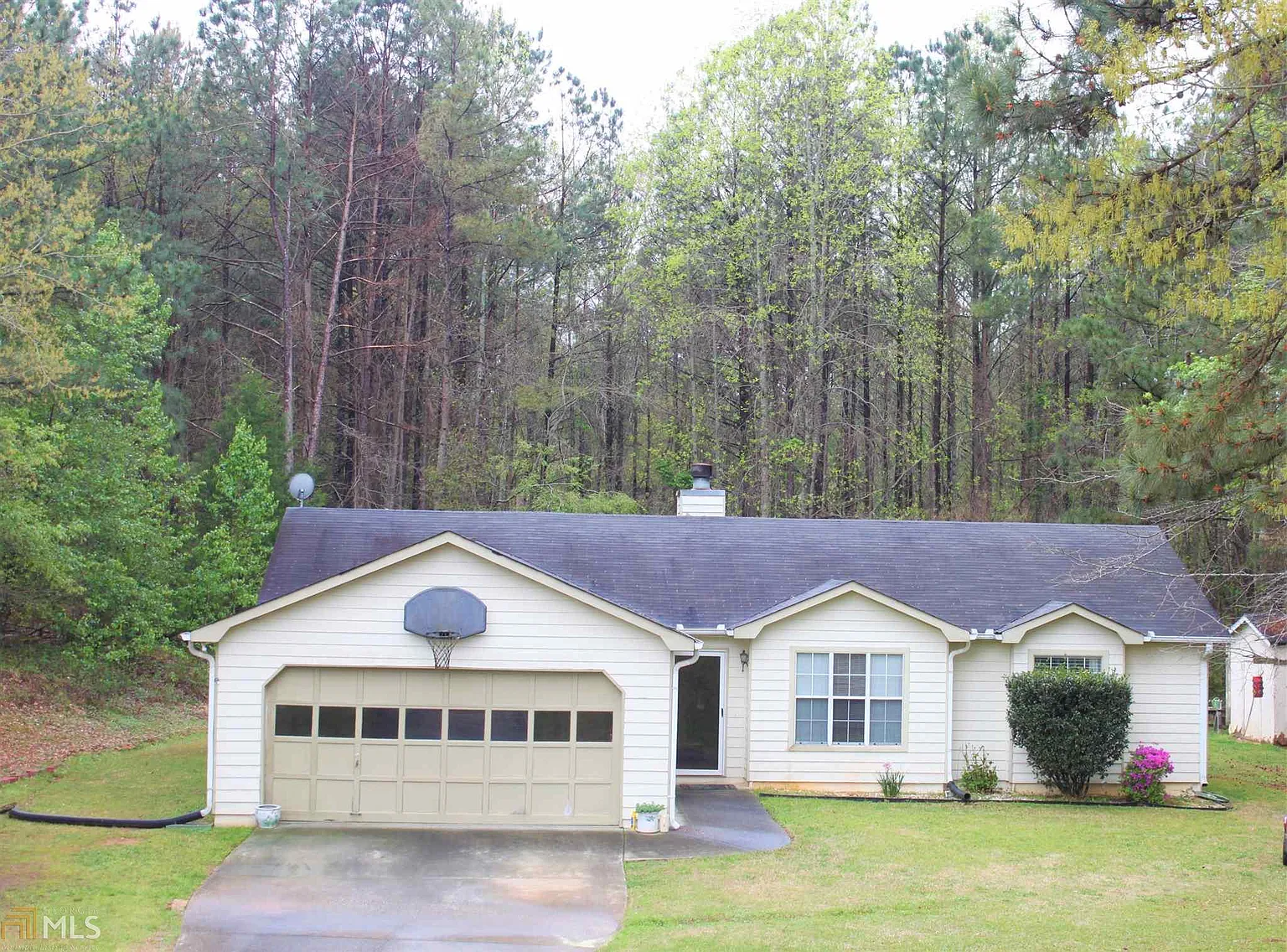 5090 Hudson Rd photo 1