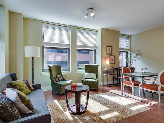 3rd image of 314 N Broadway Ave #906