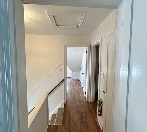 4th image of 363 E Lancaster Ave