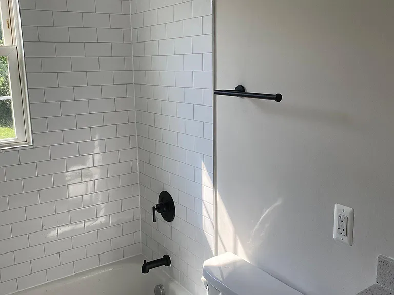 2514 S Kenwood St — Photo 10