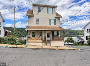 1103 W Mulberry St, Coal Township, PA 17866