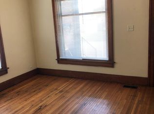 503 4th St, Harvard, IL 60033