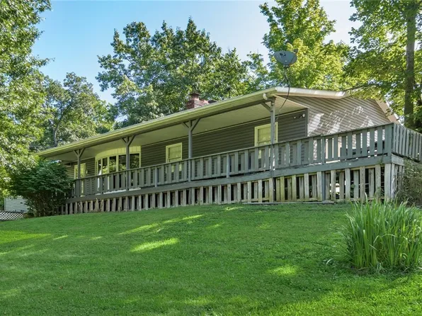 320 Homestead Dr, New Concord, OH 43762