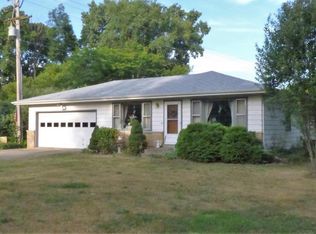 61216 Spencer Rd, Cassopolis, MI 49031