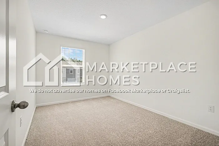11916 Sylvia St — Photo 22