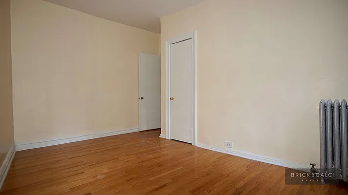 Rented by BRICK & GALO REALTY CORP | media 22