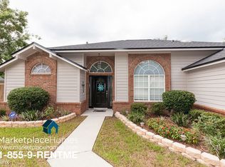 288 Willow Green Dr, Orange Park, FL 32073