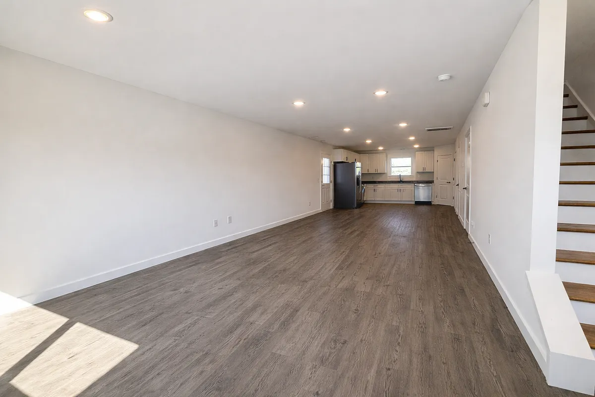 Building Photo - 12 Catawba Ave