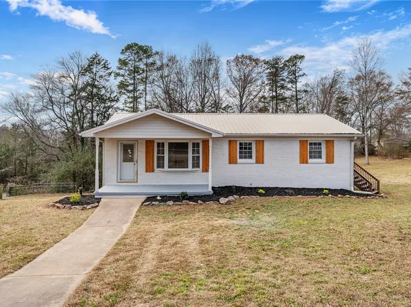 118 Southview Dr, Central, SC 29630