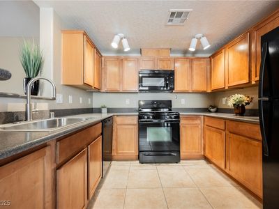 6868 Sky Pointe Dr UNIT 1021, Las Vegas, NV, 89131