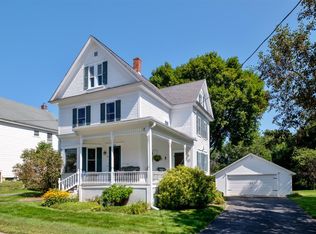 22 Bay St, Northfield, NH 03276
