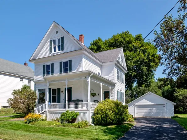 22 Bay Street, Northfield, NH 03276