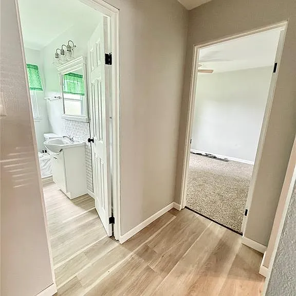 310 S 10th St — Photo 15