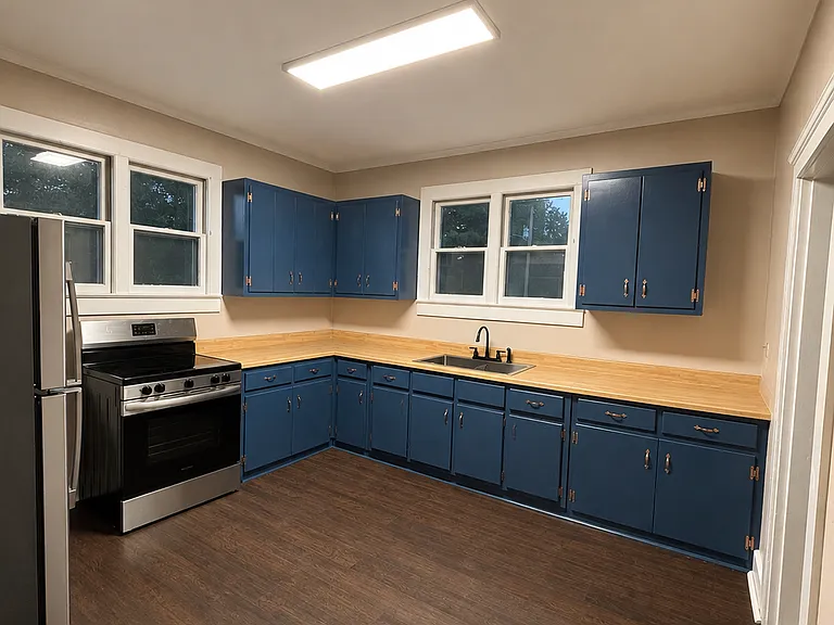 912 N Price St — Photo 3