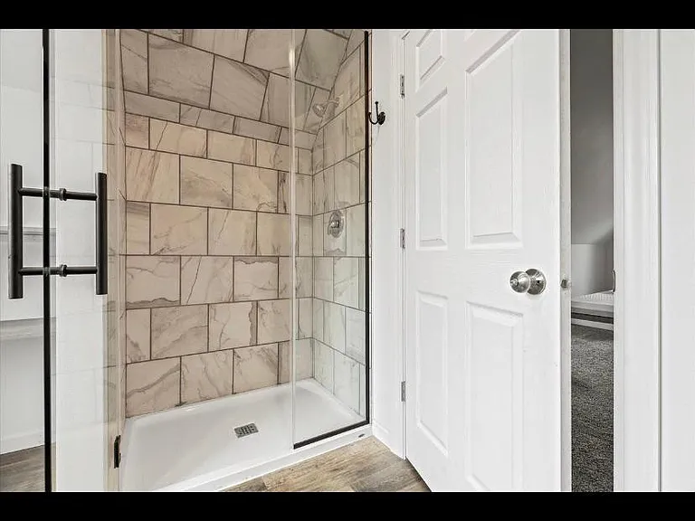 W360N6255 Brown St — Photo 9